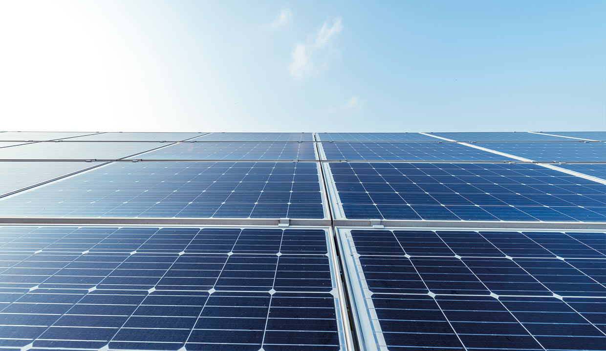 De Gaulle Fleurance advises BNP Paribas on the financing of 2 portfolios of rooftop photovoltaic projects developed by CORSICA SOLE